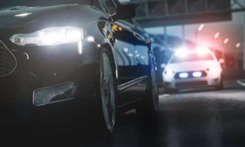 Nicht erlaubtes Kraftfahrzeugrennen – Polizeiflucht
