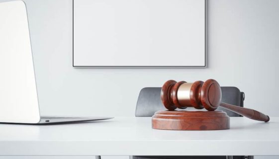 Kostentragung bei gleichzeitiger Verurteilung wegen Vorsatz- und Fahrlässigkeitstat