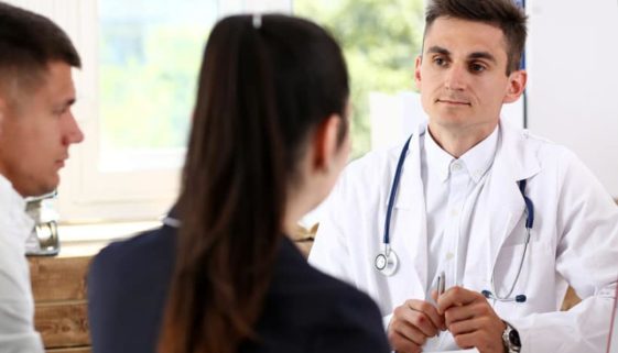 Prozess wegen unerlaubter Werbung für Schwangerschaftsabbrüche