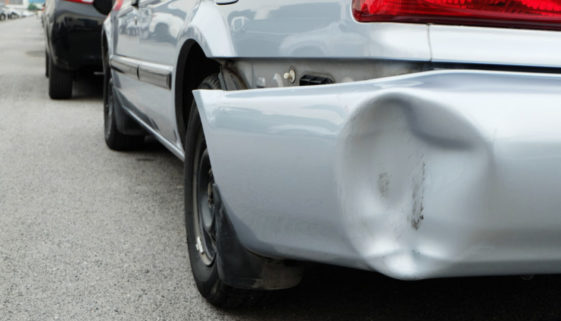 Verkehrsunfallflucht - Grenze für bedeutenden Sachschaden – über 1500 Euro