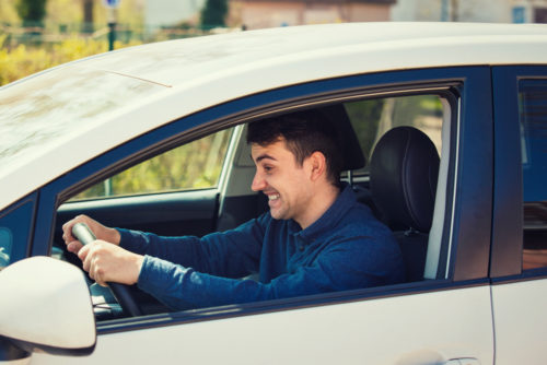 Verkehrsunfallflucht - Entziehung der Fahrerlaubnis ab Nettoschaden von 1300 Euro