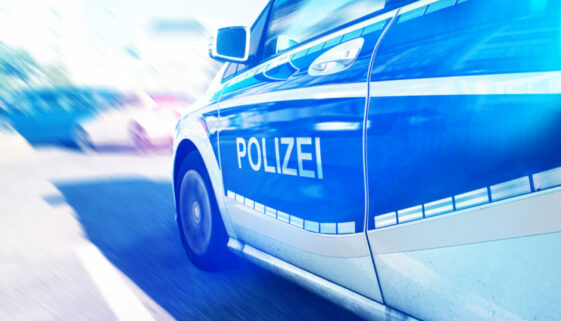 Fluchtfahrt vor der Polizei mit 80 km/h in Innenstadt – Renncharakter?