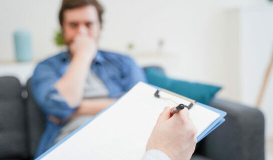 Psychiatrisches Sachverständigengutachten – Exploration des Angeklagten durch Hilfsperson?