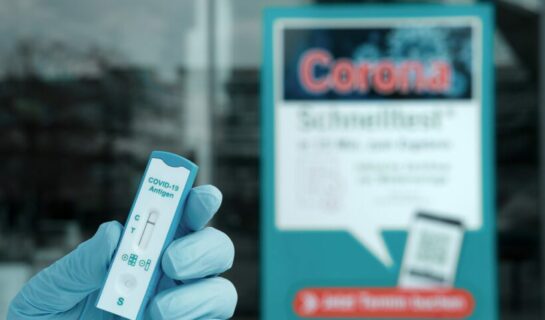 Anordnung Corona-Schnelltest vor Teilnahme an Hauptverhandlung