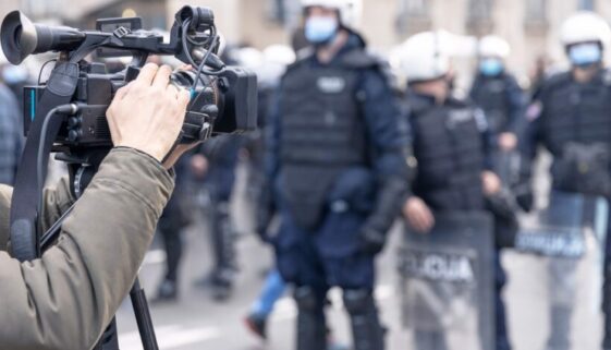 Strafbarkeit bei Filmen von Polizisten bei Routineeinsätzen?
