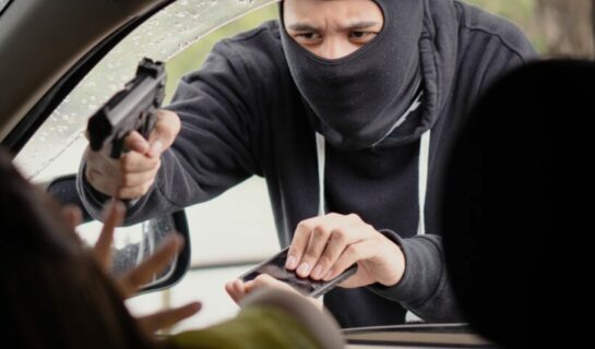 Diebstahl mit Waffen – § 244 StGB