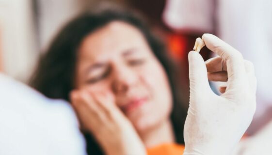 Zahnextraktionen ohne Indikationen durch Zahnarzt – Körperverletzung