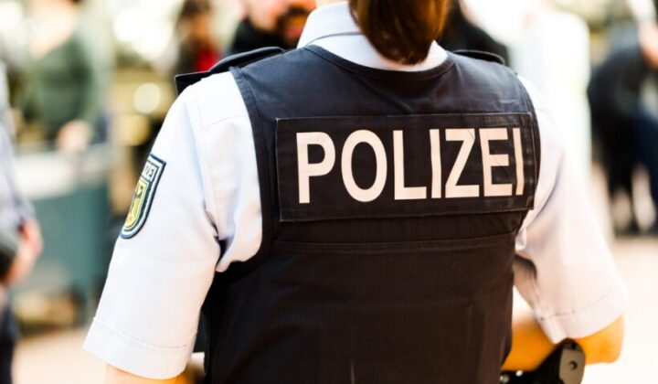 Rechtswidrigkeit von Anfertigung von Lichtbildern von nichtbeschuldigten Personen