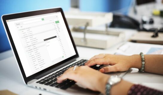 Einspruch gegen Strafbefehl mit einfacher Email zulässig?