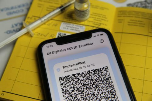 Beihilfe zur Impfpassfälschung bei Annahme eines Impfpassfälschungsangebots des Arztes