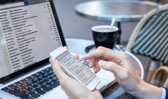 Versendung falscher Zeugnisse als E-Mailanhang zu Bewerbungszwecken – Strafbarkeit