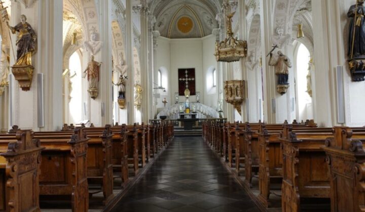 Störung eines Gottesdienstes – Unkenntnis der Strafbarkeit des Handelns