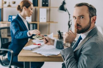 Untreue im Arbeitsverhältnis – Wann macht man sich strafbar?