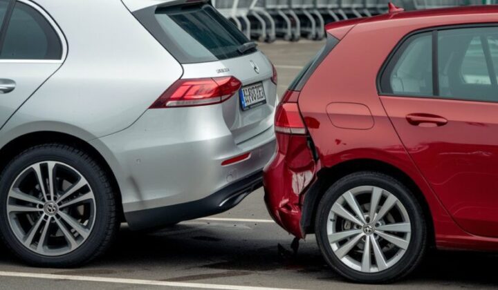 Verkehrsunfallflucht – Wertgrenze 1800 Euro