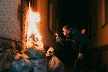 Strafklageverbrauch bei Brandstiftung: Keine erneute Verfolgung nach Drogenurteil